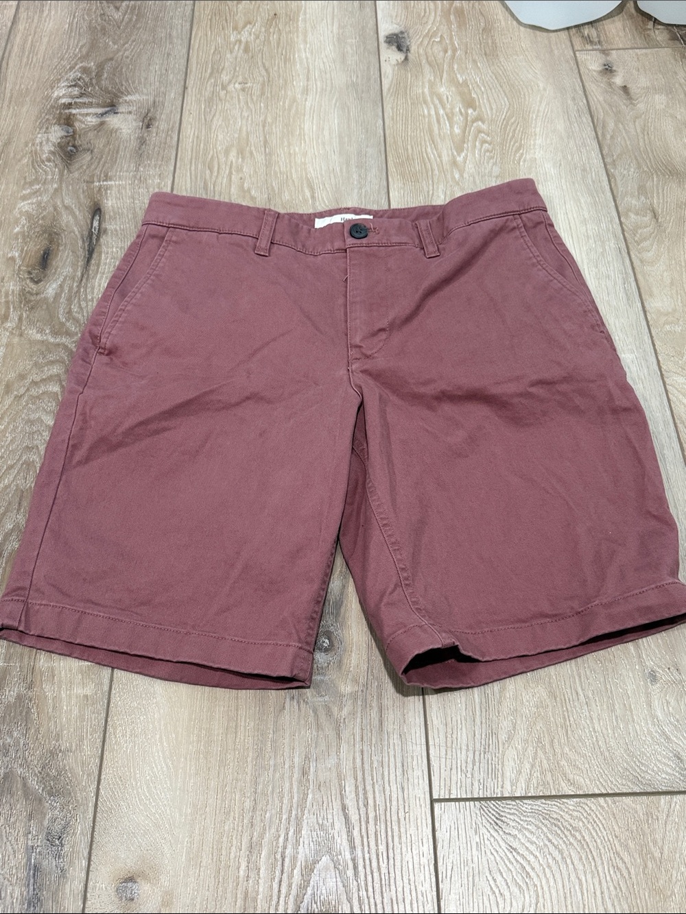Men's Casual Chino Shorts - Burgundy; Hawker Rye
